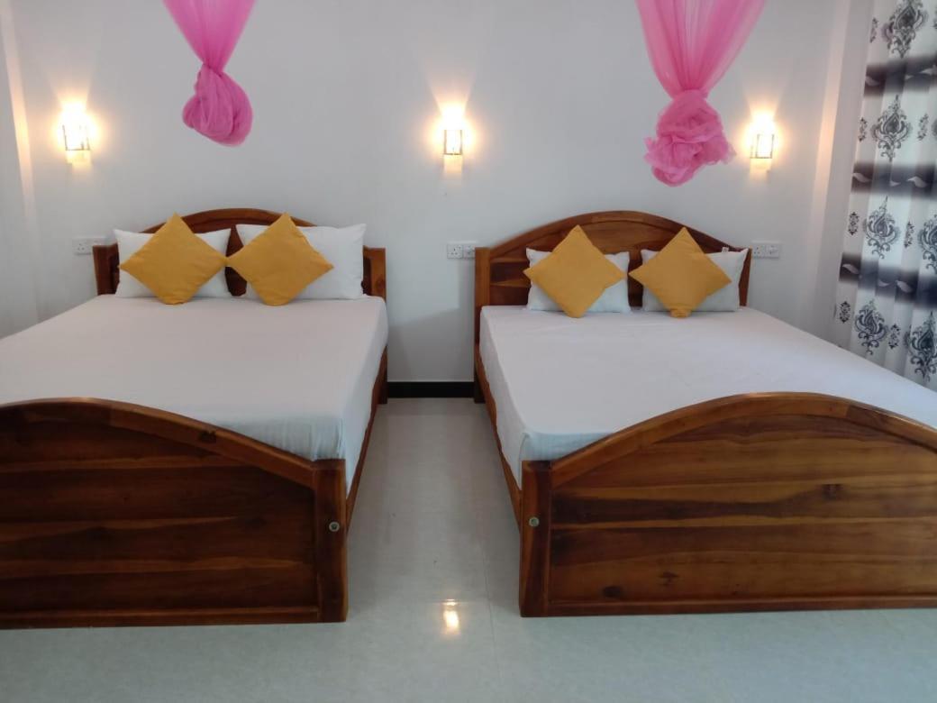 Charming View Homestay เอลลา ภายนอก รูปภาพ