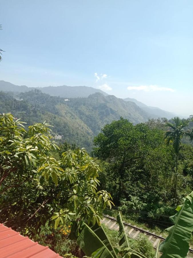 Charming View Homestay เอลลา ภายนอก รูปภาพ