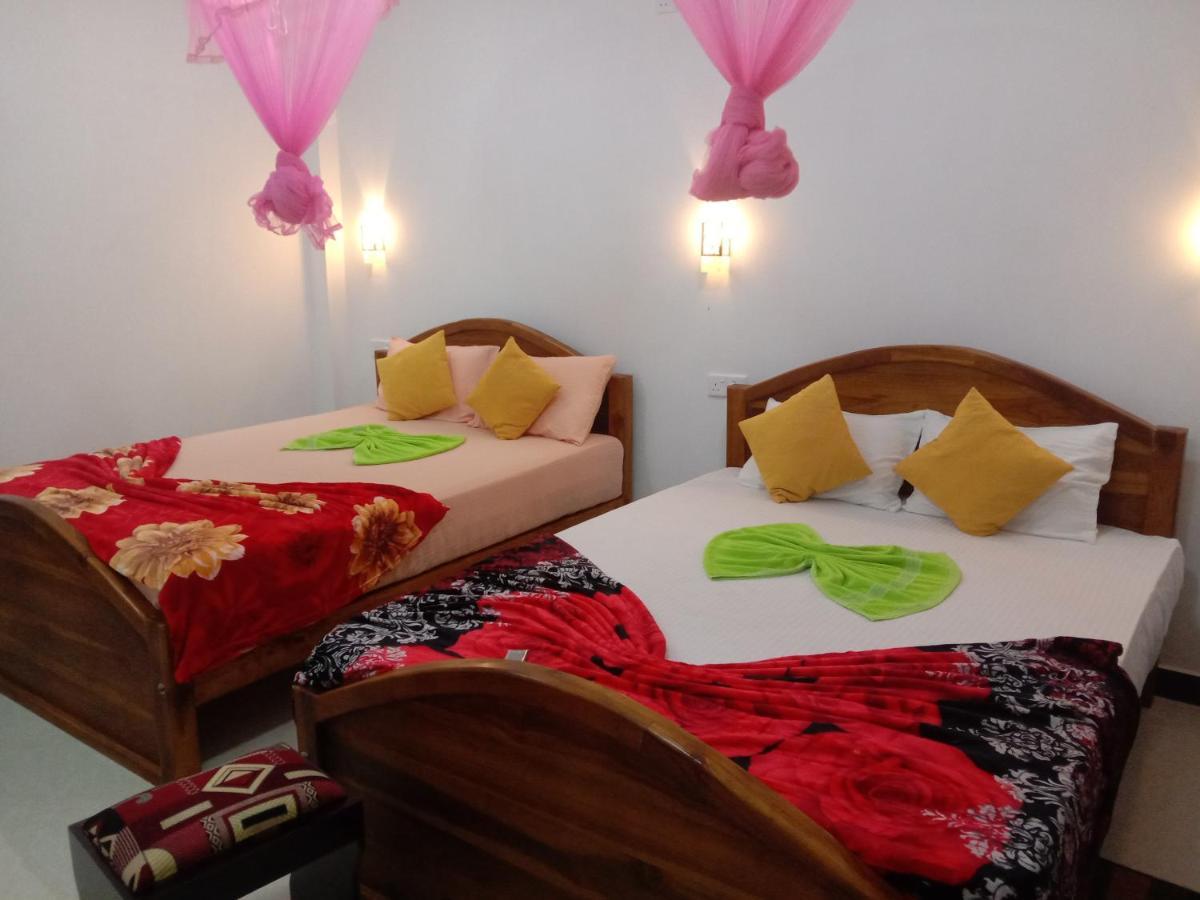 Charming View Homestay เอลลา ภายนอก รูปภาพ