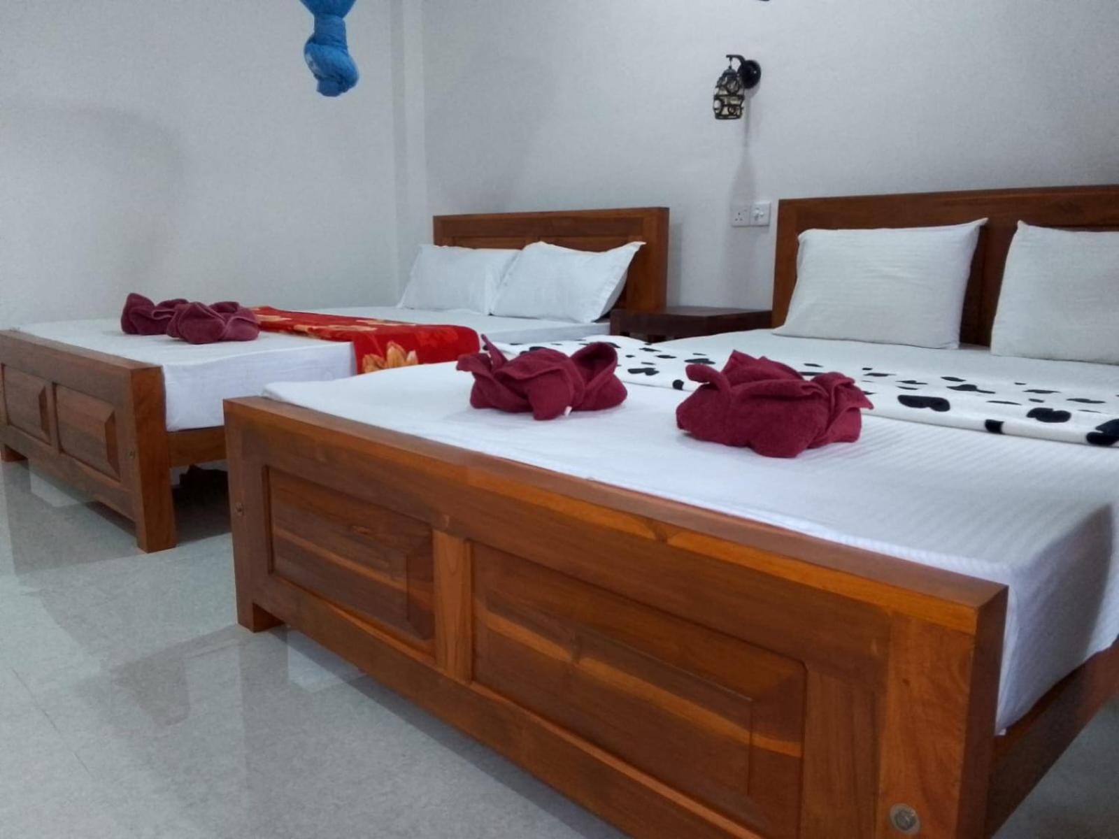Charming View Homestay เอลลา ภายนอก รูปภาพ